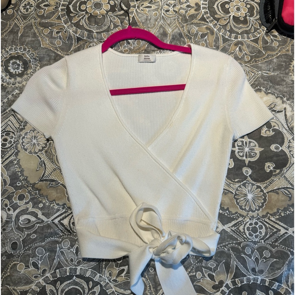 Aritzia Shirt